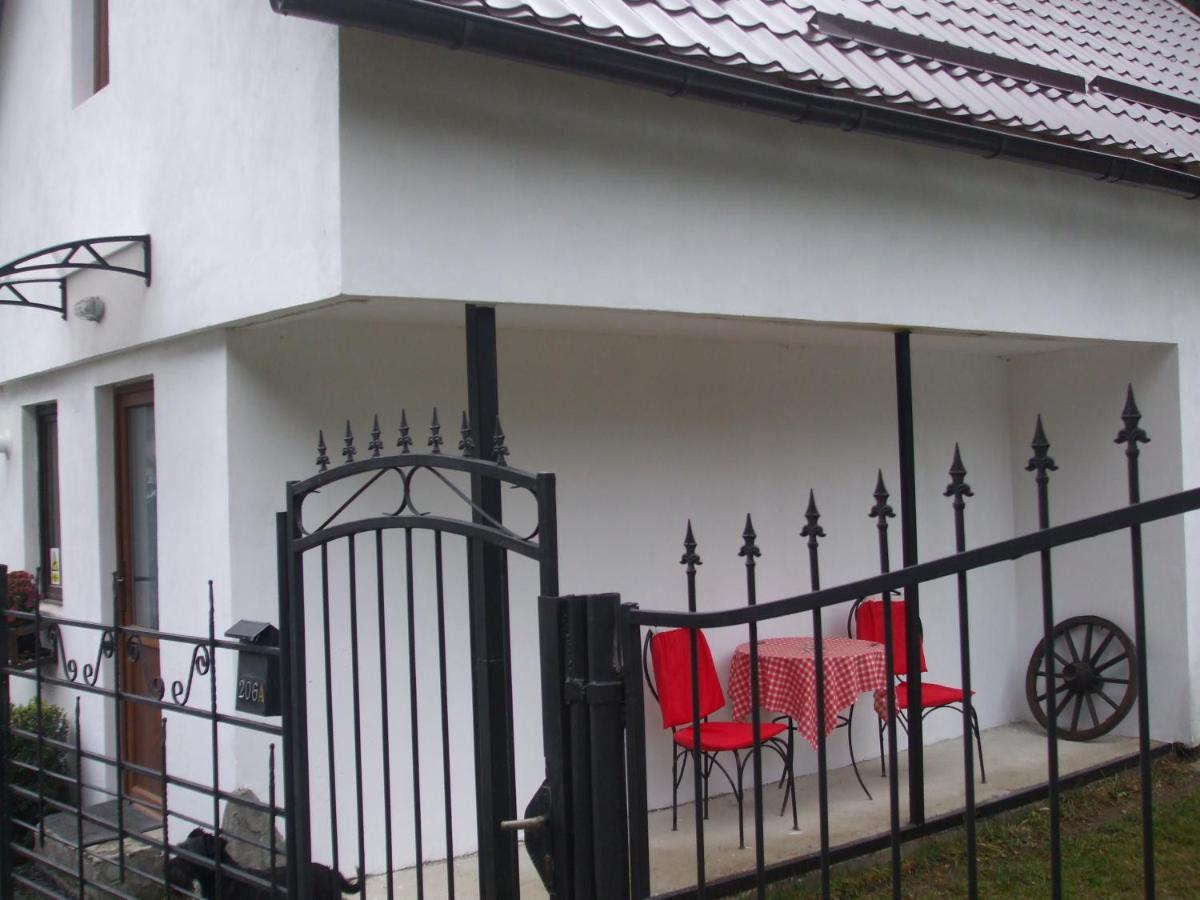 Tiny House Floare De Colt Villa Moeciu De Sus Exterior photo